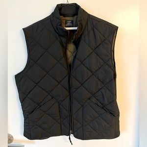 J. Crew vest. Black exterior, olive green interior. Men’s XL.